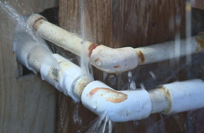 Frozen Pipe Prevention by Chenal Restoration in Little Rock, AR