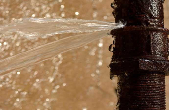 How Can a Water Line Breakage Affect You