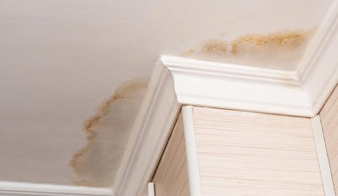 Water damage on the ceiling of a house